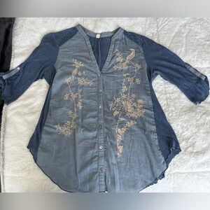 Anthro L button up top